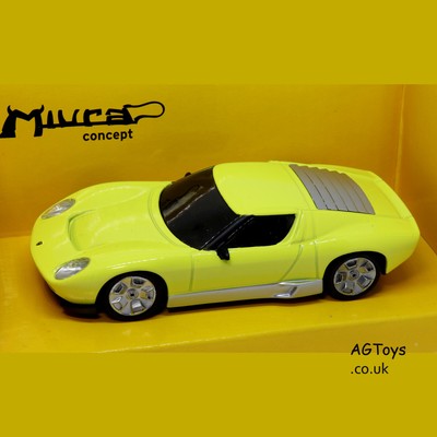 Lamborghini Miura Concept 1:43 Scale Die-Cast Metal Model Toy Car Mondo Motors