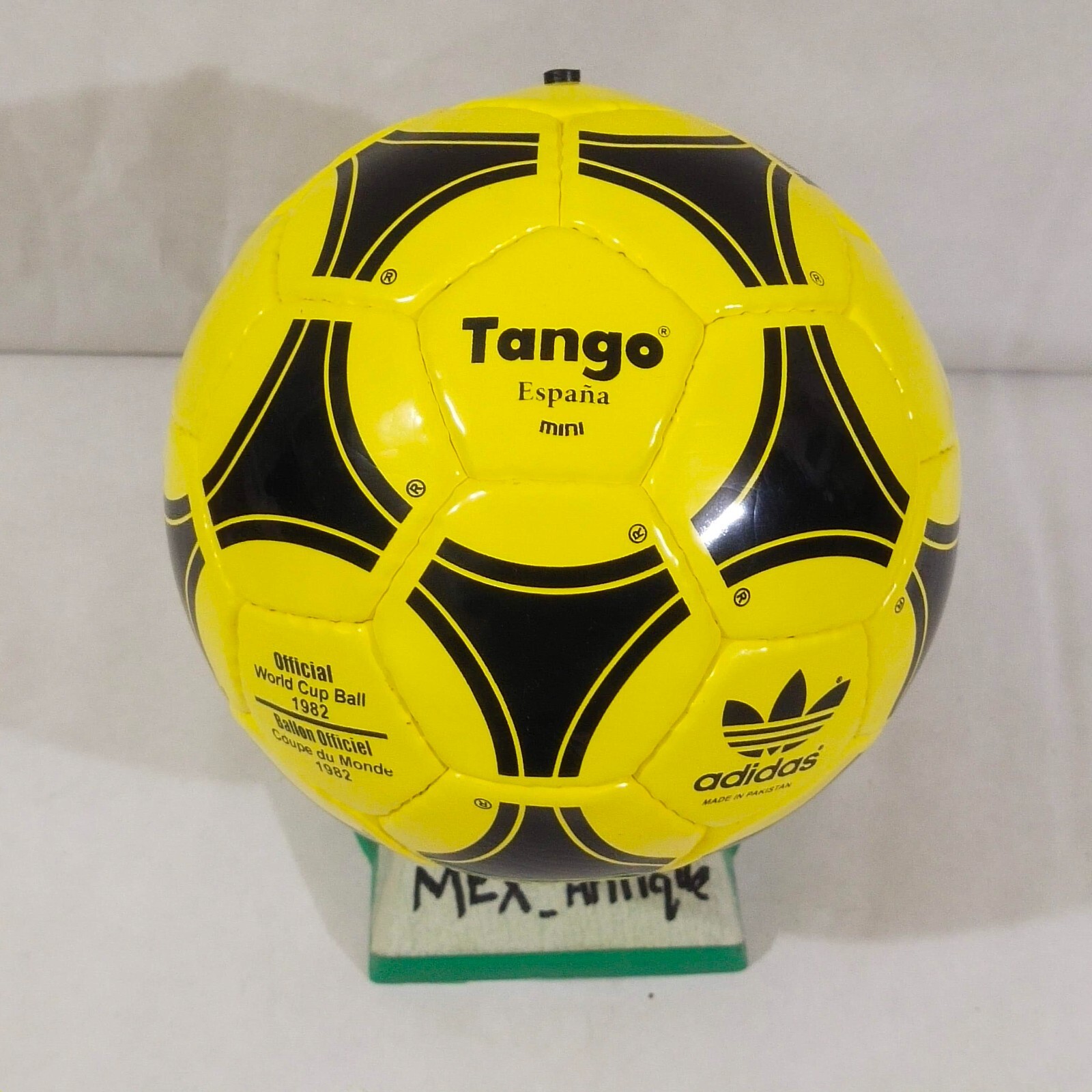 Adidas Tango Espana - Winter Ball - FIFA World Cup 1982