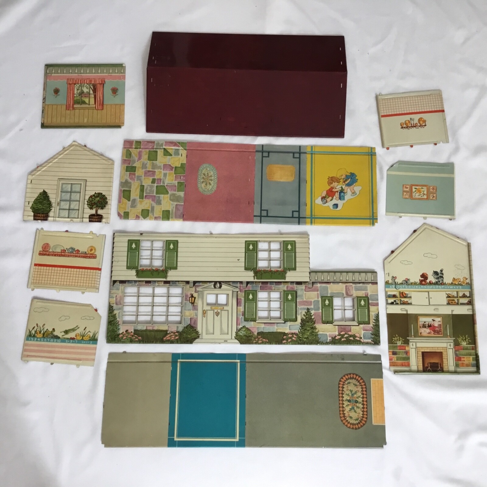 VINTAGE MARX 1950'S SUBURBAN COLONIAL DOLL HOUSE WITH BOX