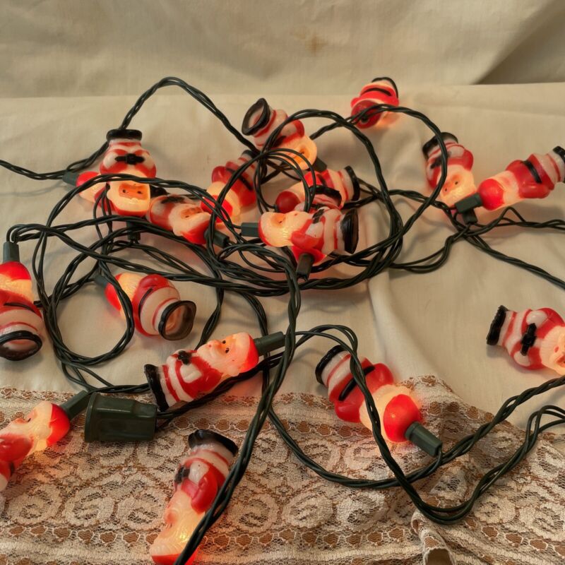 Vintage Novelty Christmas 18 Blow Mold Santa Covered String Lights Yr Unknown