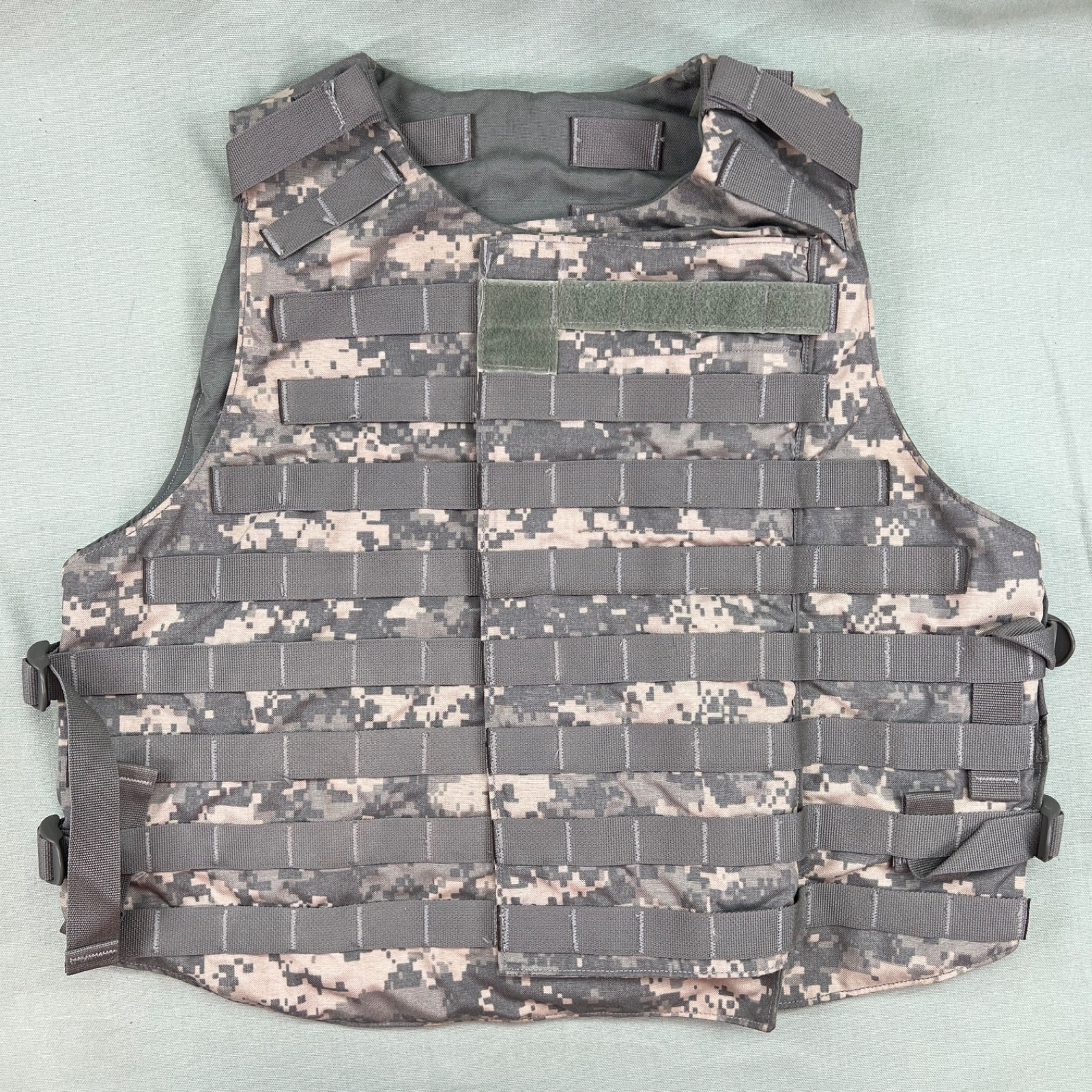 米軍　実物　キャリープレート　INTERCEPTOR BASE VEST Interceptor Base Vest Carrier – Second Chance Surplus