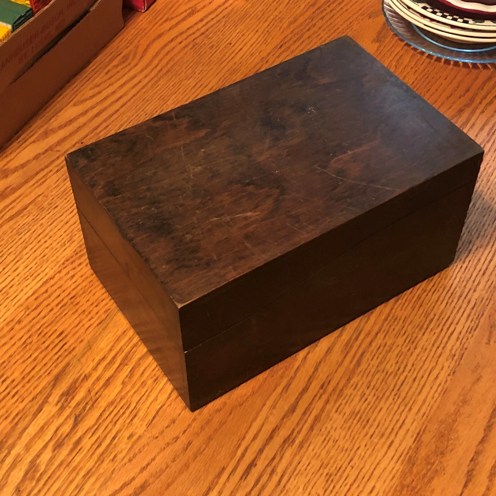 ANTIQUE SOLID WOOD DOVE TAIL INDEX CARD FILE BOX 10.75 