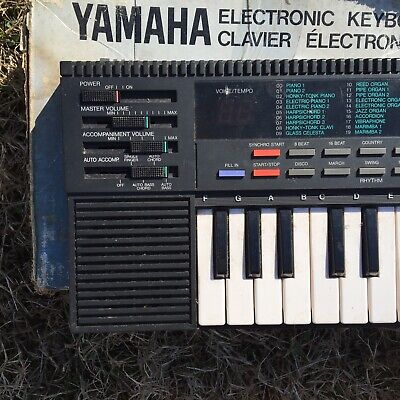 1987 Yamaha electronic keyboard PortaSound PSS-170 Box & Power Supply Working