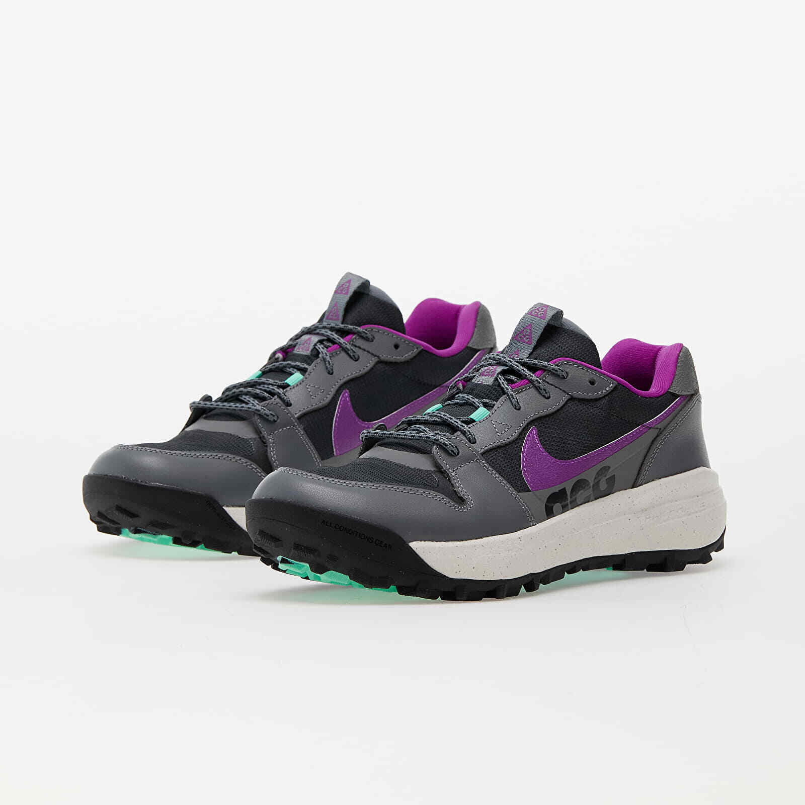 Nike ACG Lowcate Smoke Grey Vivid Purple DX2256-002 Hiking Nike ACG Lowcate Smoke Grey Vivid Purple DX2256-002 Hiking