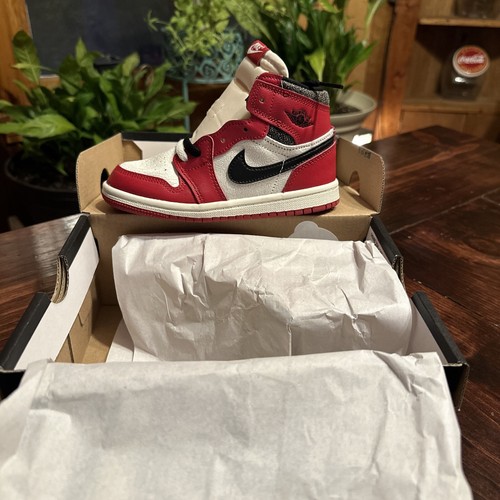 ✓🔥Air Jordan 1 High OG Chicago Lost and Found (TD) -*IN