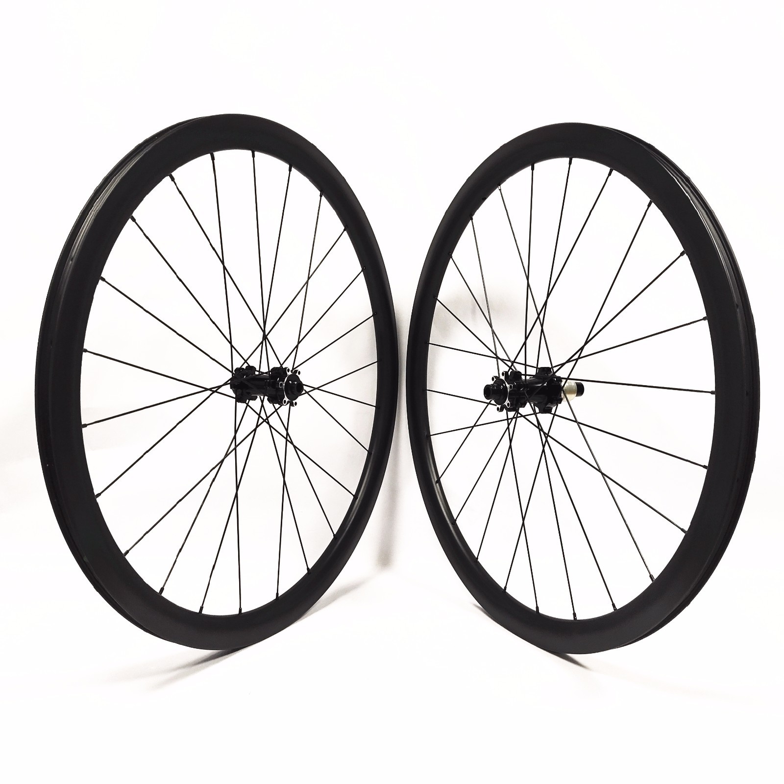 Carbon 38mm Road Bike Wheelset Novatec A271//F372 Hub Clincher 3K Matte