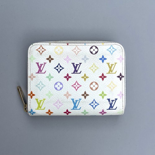 LOUIS VUITTON メモ帳 ホワイト　ノベルティ　レア LOUIS VUITTON メモ帳 ホワイト ノベルティ レア Louis Vuitton