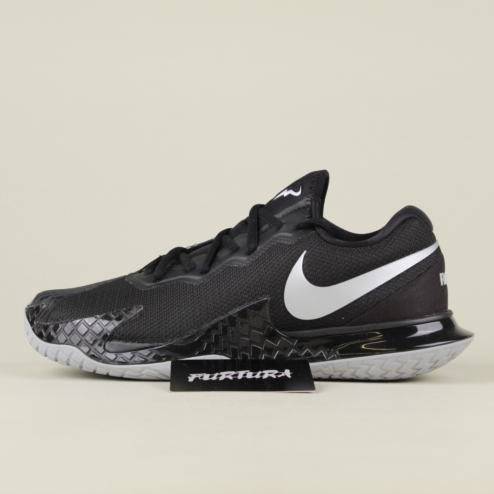 nikecourt air zoom vapor cage 4 black