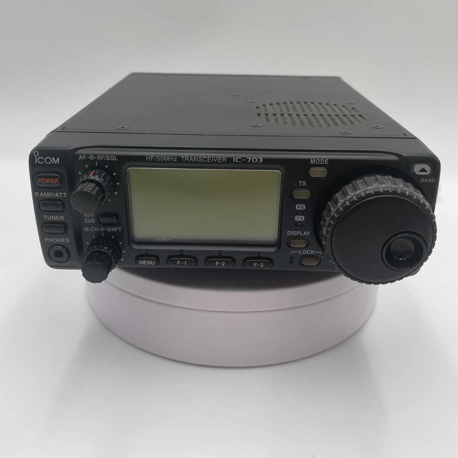 ICOM IC-703  美品 ICOM IC-703 HF All Mode Transceiver 30kHz-60MHz 10W + Extras