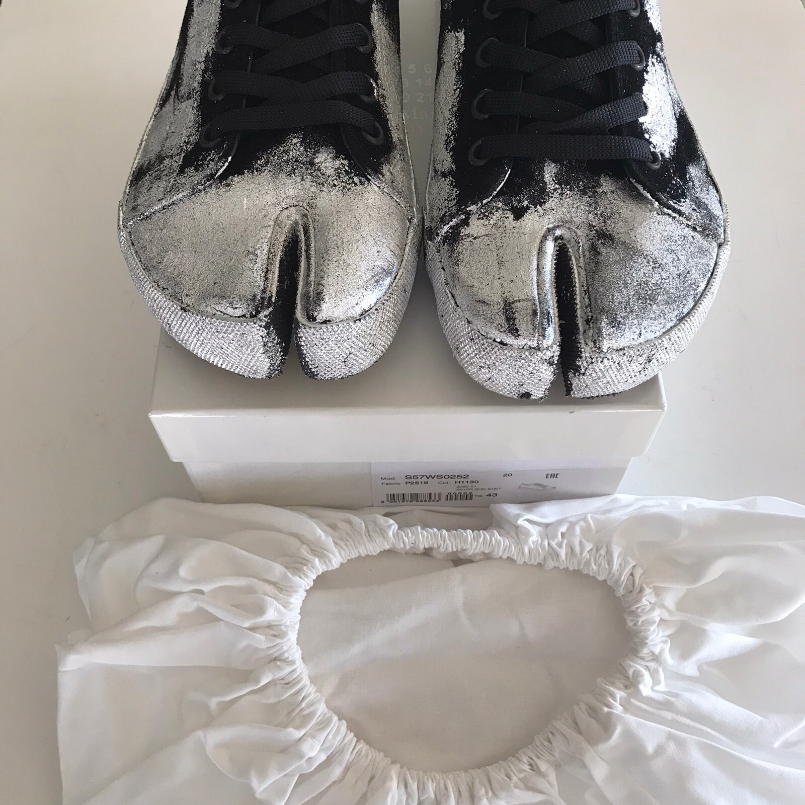 Men's $765 Hand Painted Tabi Shoes size 