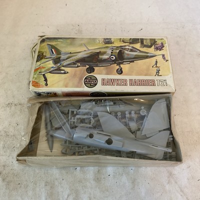 Airfix 1/72 Hawker Harrier Vintage Model Kit 02036-5 266 COMPLETE New Sealed