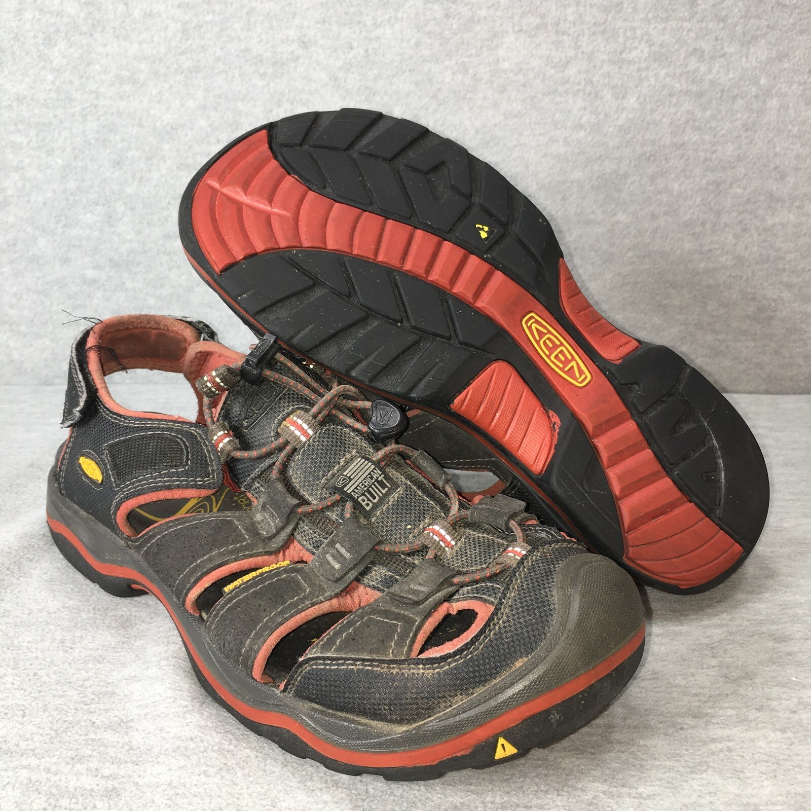 Keen Rialto H2 Men's Size 9.5 Red Black Outdoor Hiking Sandal Waterproof  1014674 | eBay