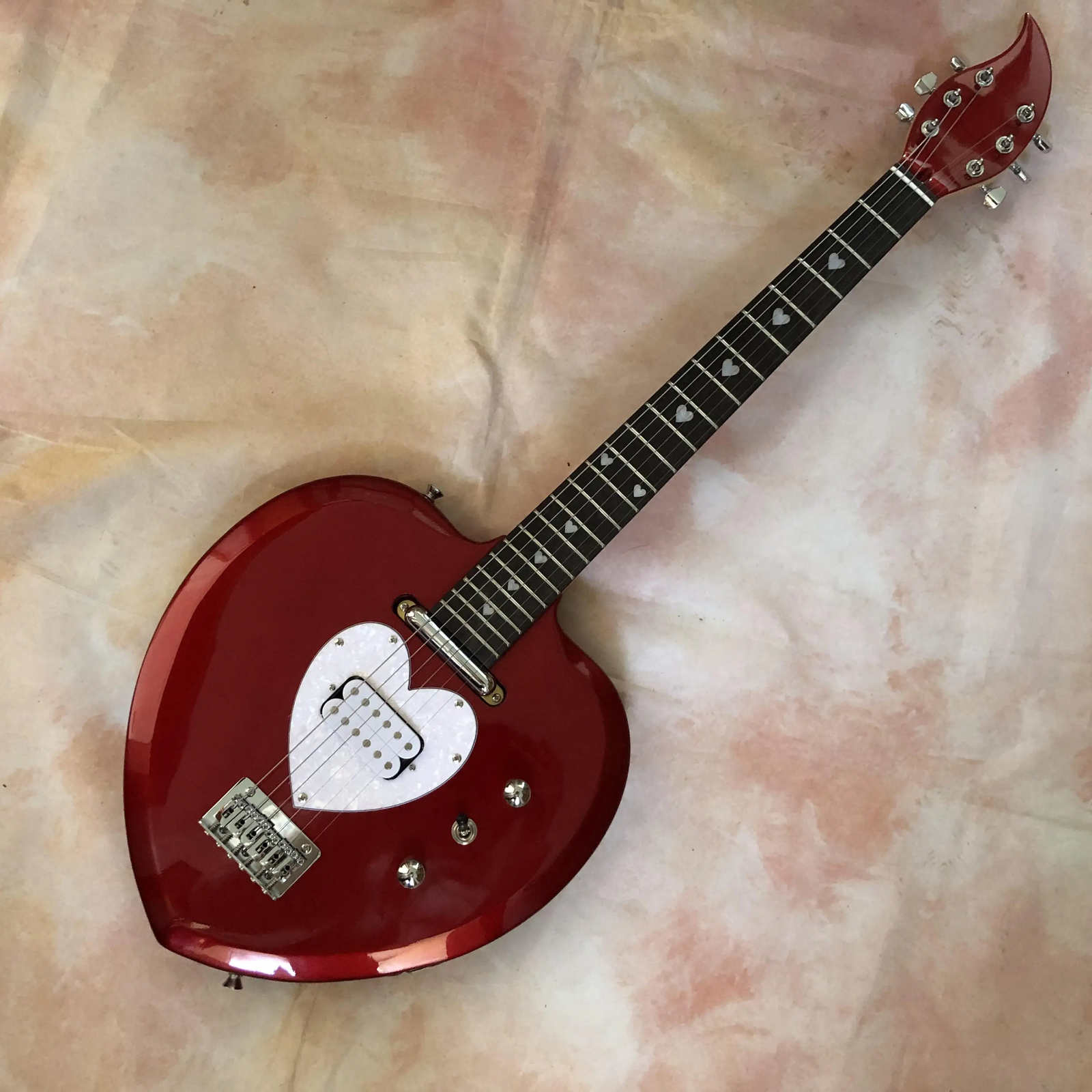 【レア】ハート型 Daisy Rock Heart Breaker $_10.JPG?set_id=880000500F