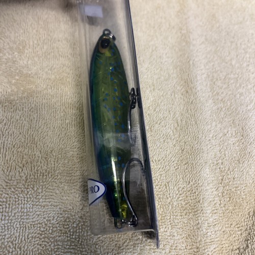 Williamson Lures Surface Pro 130, Dorado-Mahi, 1-5/8oz, 5.25” Long, Salt-Fresh