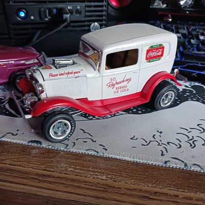 1/24 '32 Ford Delivery Wagon