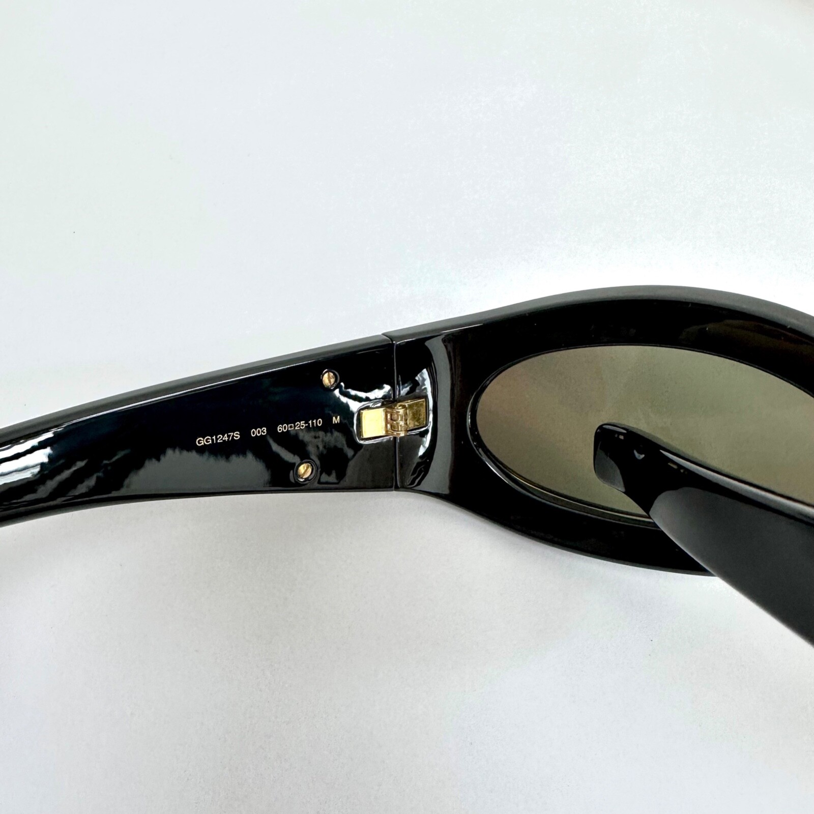 Pre-owned Gucci Love 11124765 Black Gold Wrap Ninja Unisex Mirror Sunglasses Gg1247s 003