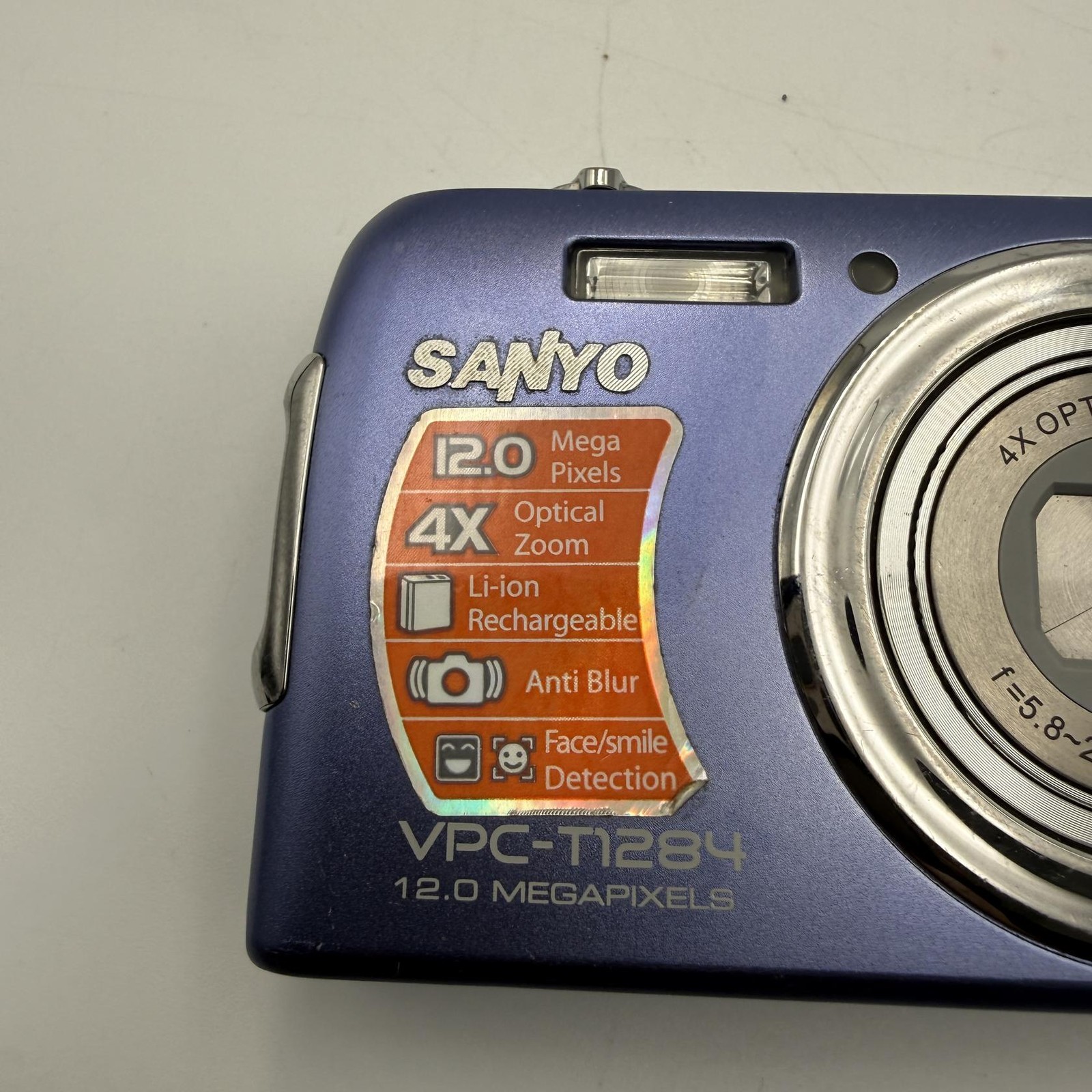 Sanyo VPC-T1284 12MP Digital Camera w/2.8" LCD, 4xOptical Zoom, Blue (Read)