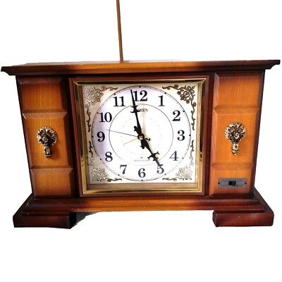 CITIZEN Wooden Table Clock 4RA240B Retro Interior From Japan
