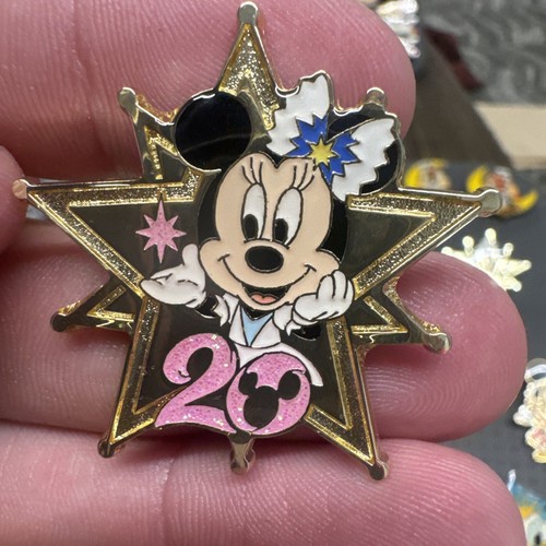 ディズニーランド　65周年　ジャンボピン Disney Minnie Mouse Star Pin 20th Anniversary Tokyo