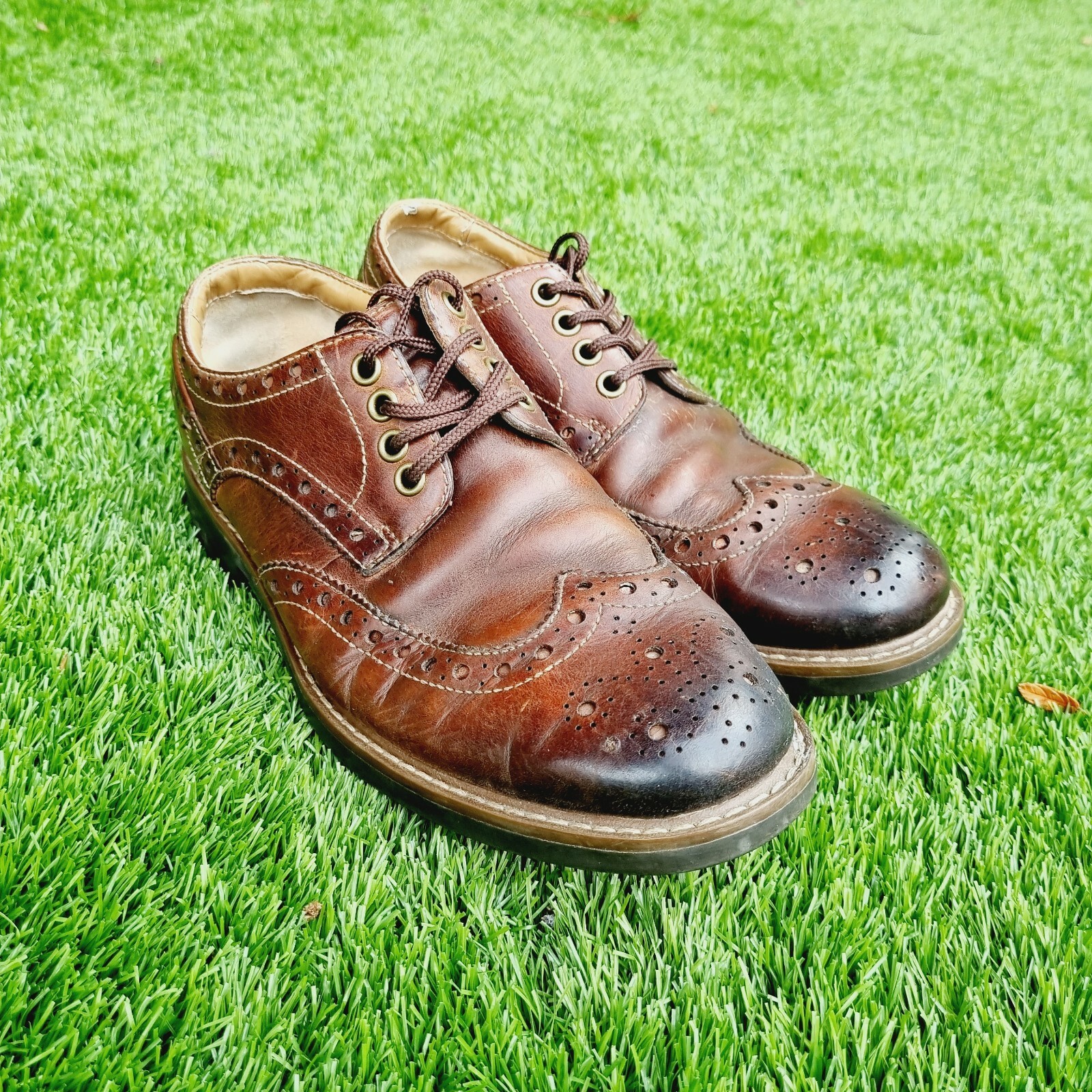 clarks brogues