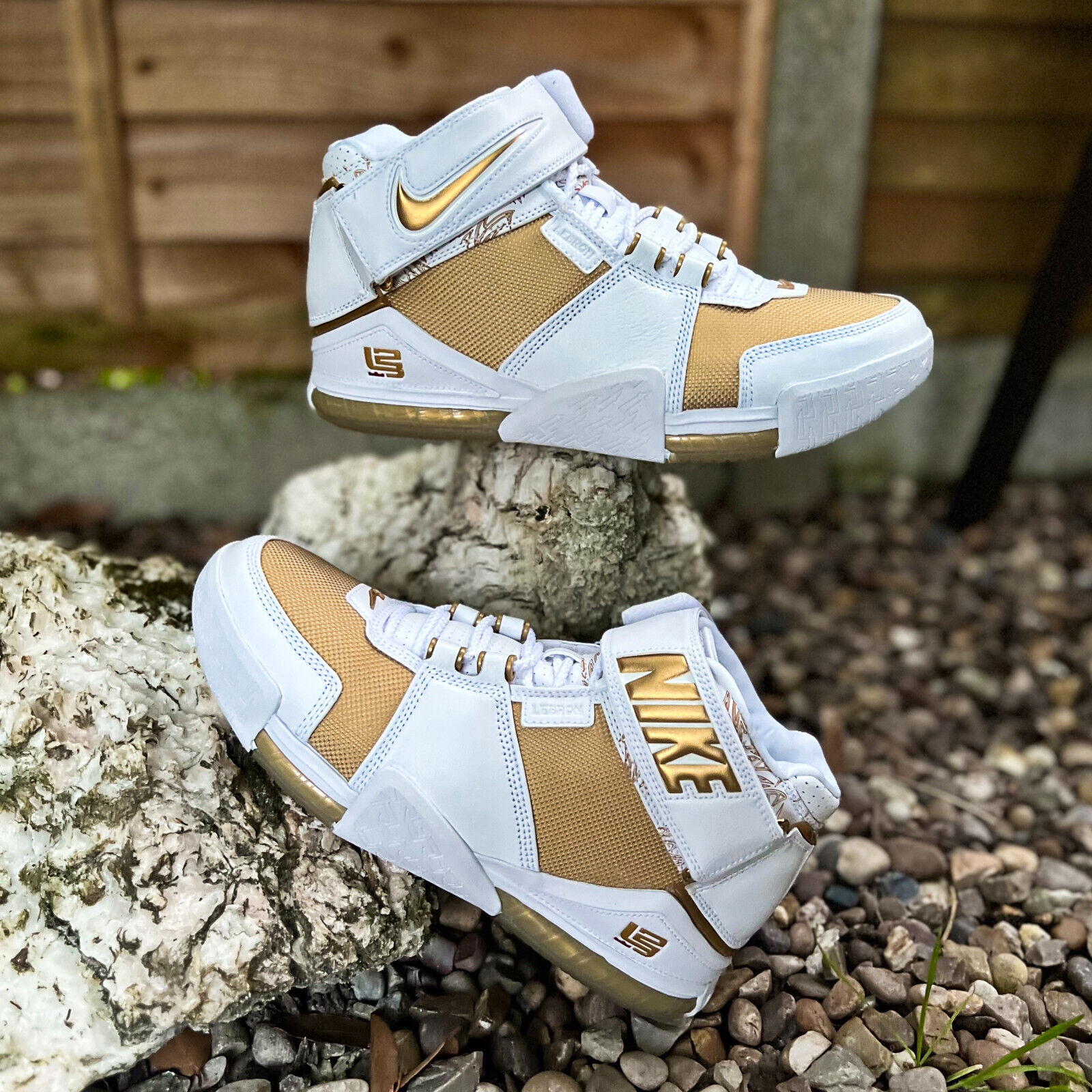 Nike LeBron II 2 Retro White Gold Maccabi DJ4892-100 UK8 UK9 Nike LeBron II 2 Retro White Gold Maccabi DJ4892-100 UK8 UK9