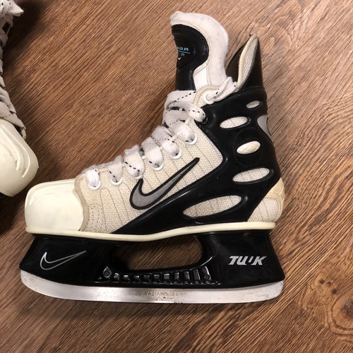 nike ice hockey boots