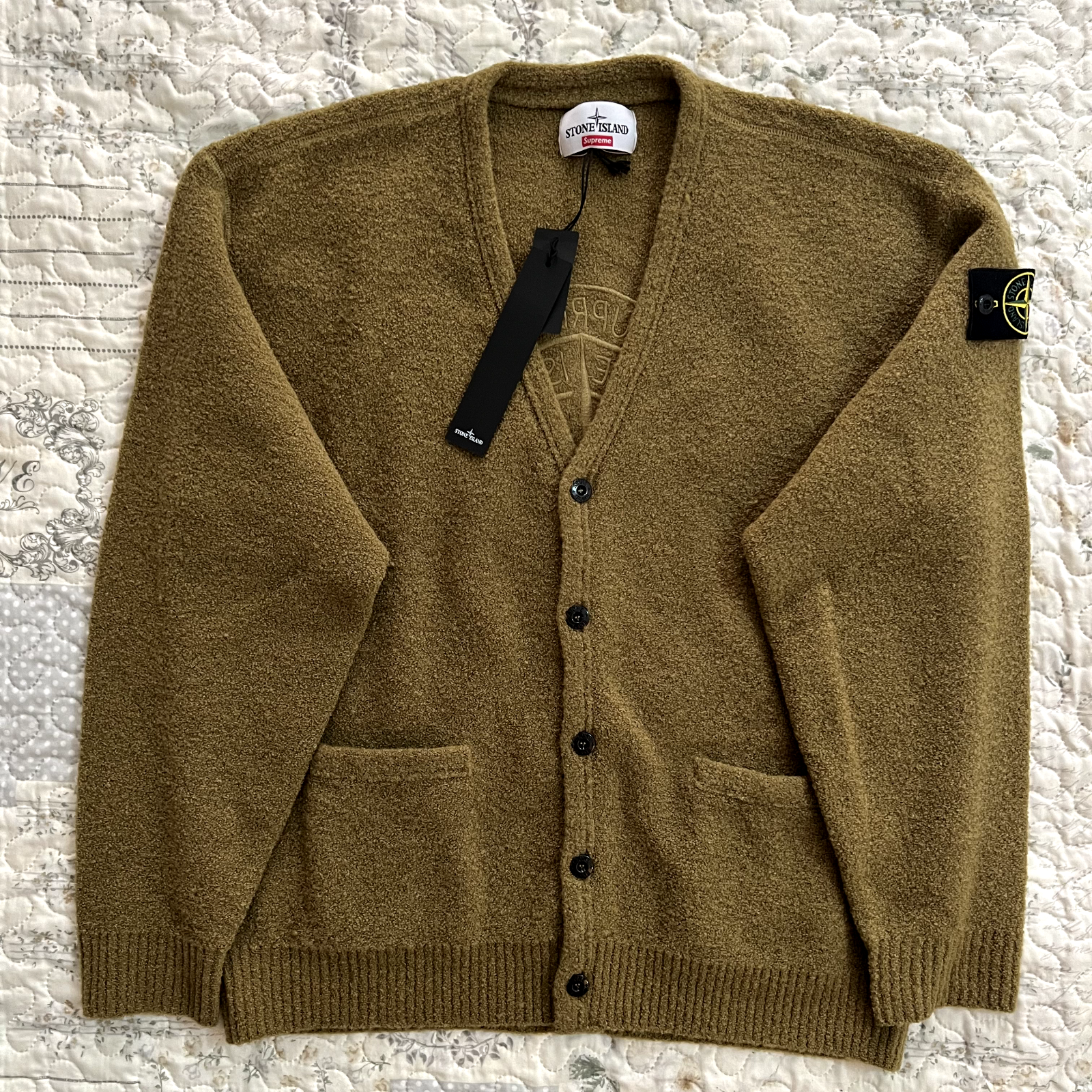 Supreme Stone Island Bouclé Cardigan olive green Medium wool Supreme Stone Island Bouclé Cardigan olive green Medium wool