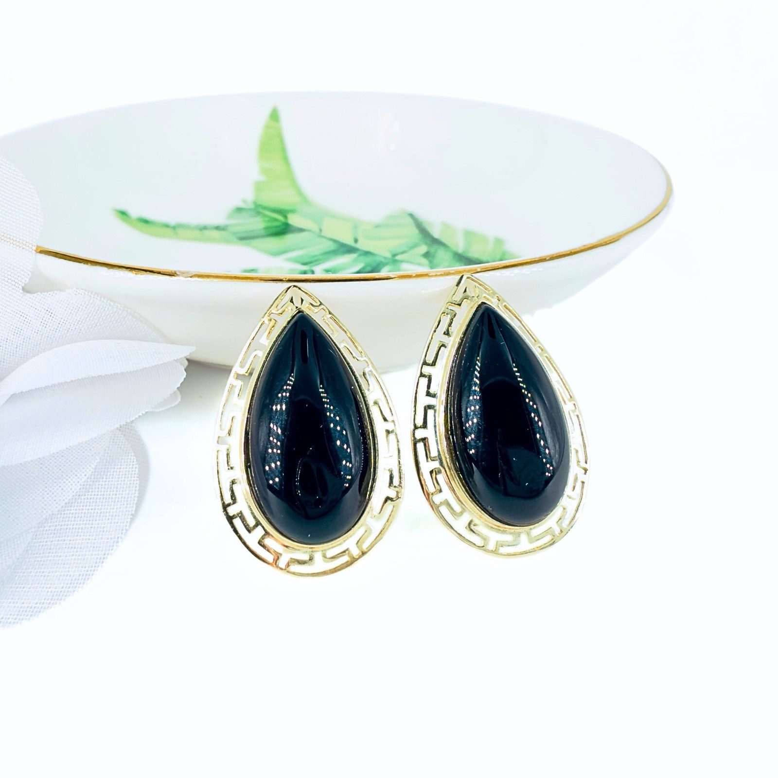 14k Yellow Gold Black Onyx Omega Back Earrings, Preowned - Picture 10 of 12