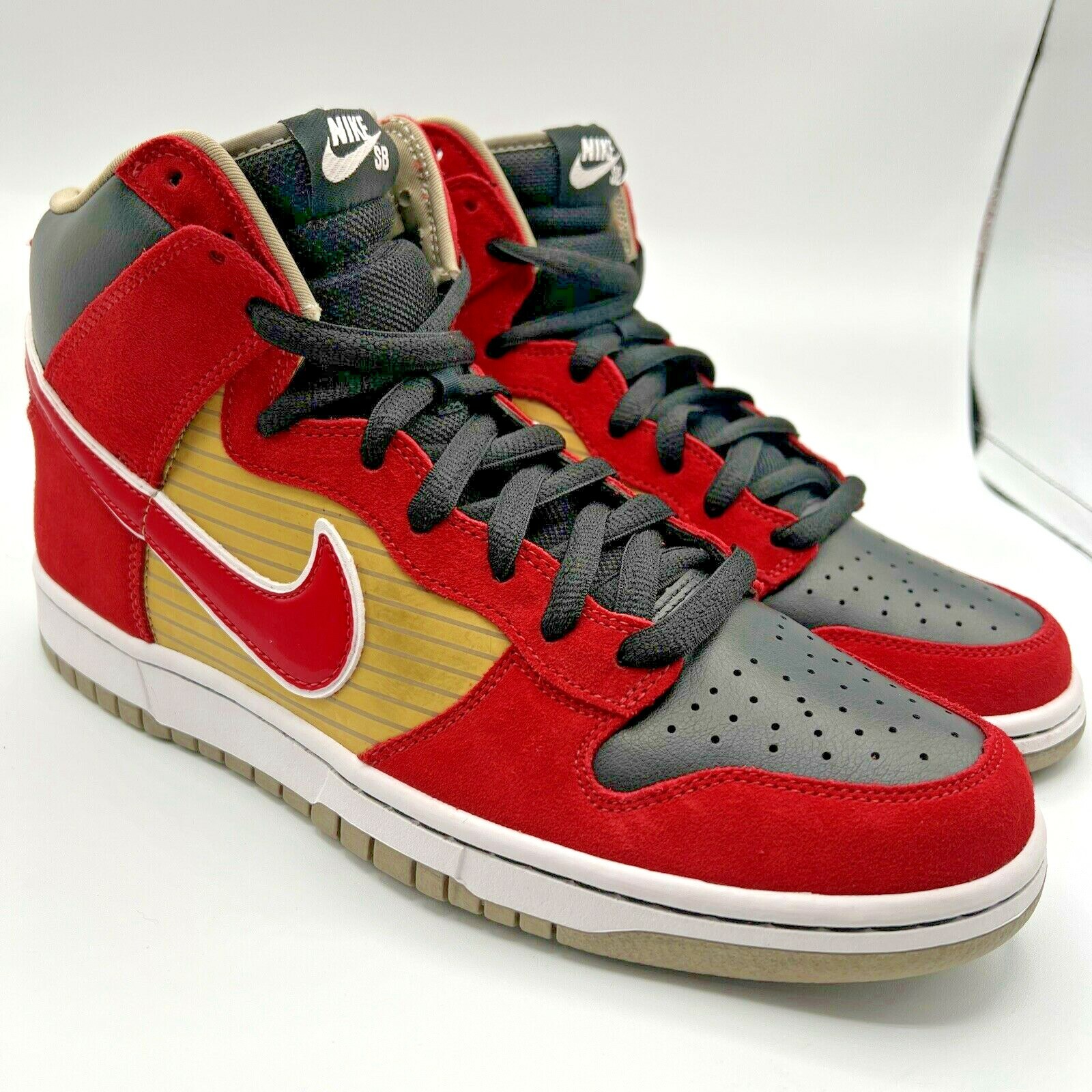 Nike Dunk High Pro SB Tecate Size 10.5 Metallic Gold Sport Nike Dunk High Pro SB Tecate Size 10.5 Metallic Gold Sport