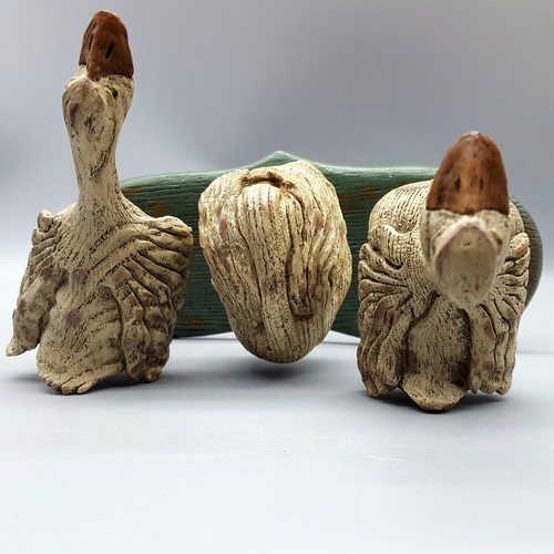 Gaggle of Garrulous Geese Statue VTG Folk Art Style Primitive Goose Decor AM1077