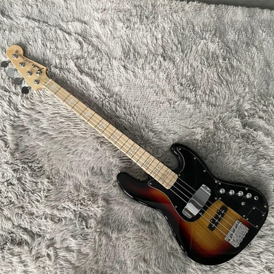 4String Sunburst Electric Bass Black Pickguard Chrome Hardware Maple Fingerboard