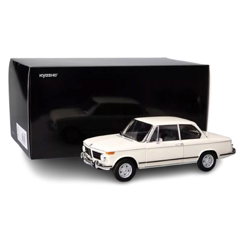 京商1/18 BMW 2002 tii ホワイト 京商1/18 BMW 2002 tii ホワイト 京商1/18 BMW 2002 tii ホワイト bmw