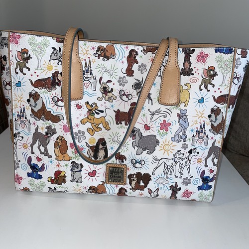 DOONEY＆BOURKE　ディズニー　トートバッグ　モノクロ　ヌメ革　フリンジ DOONEY＆BOURKE ディズニー トートバッグ モノクロ ヌメ革