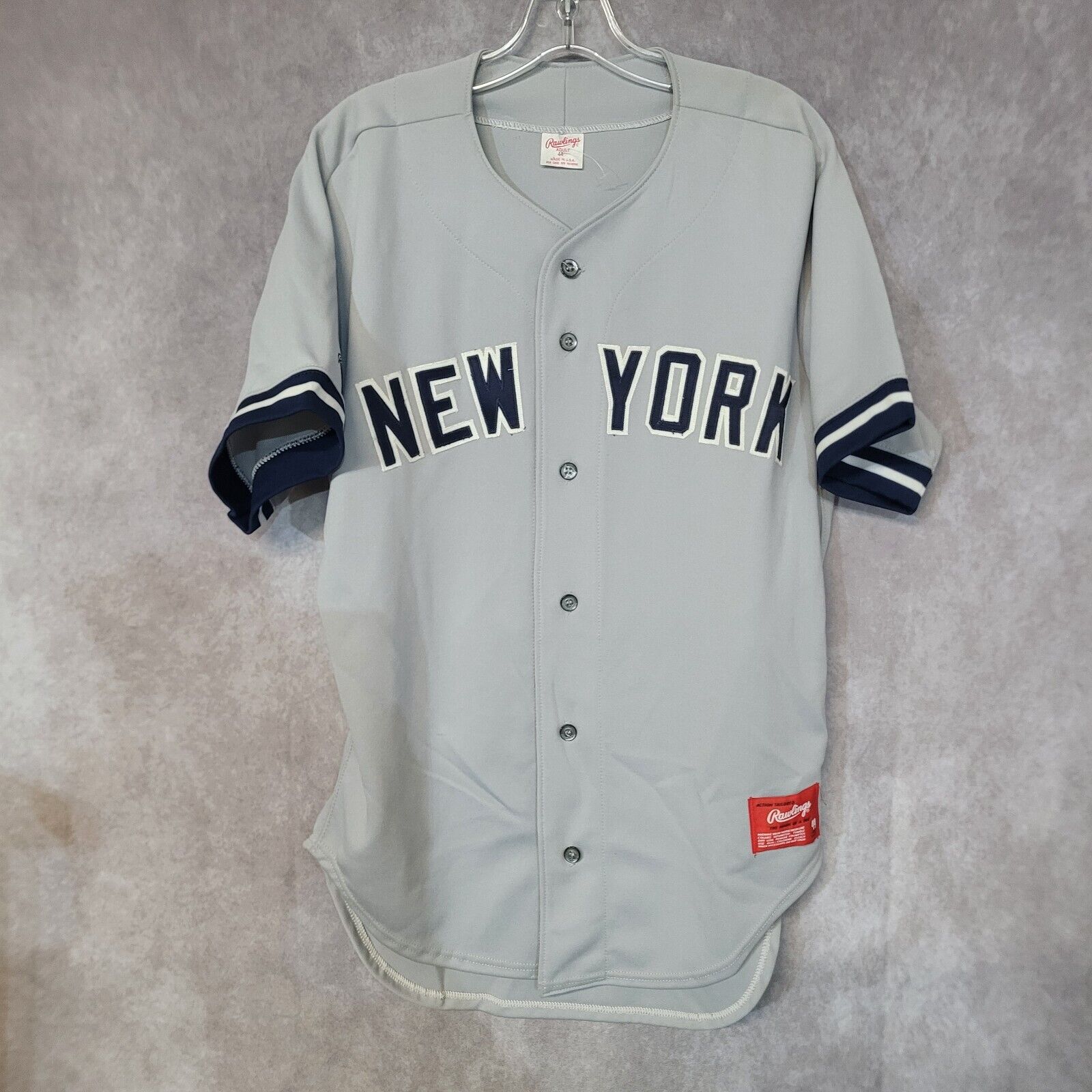 Rare Vintage 80s Rawlings MLB New York Yankees Gray Away Jersey Mens 44 L Rare Vintage 80s Rawlings MLB New York Yankees Gray Away Jersey Mens 44 L