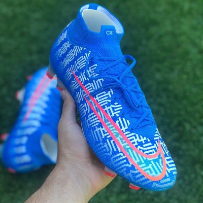Nike Mercurial SuperflyX Elite Indoor & Turf Review Soccer