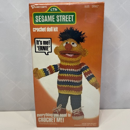 Vintage Sesame Street 寝袋 Vintage Big Bird Sesame Street Yellow Sleeping Bag Folds