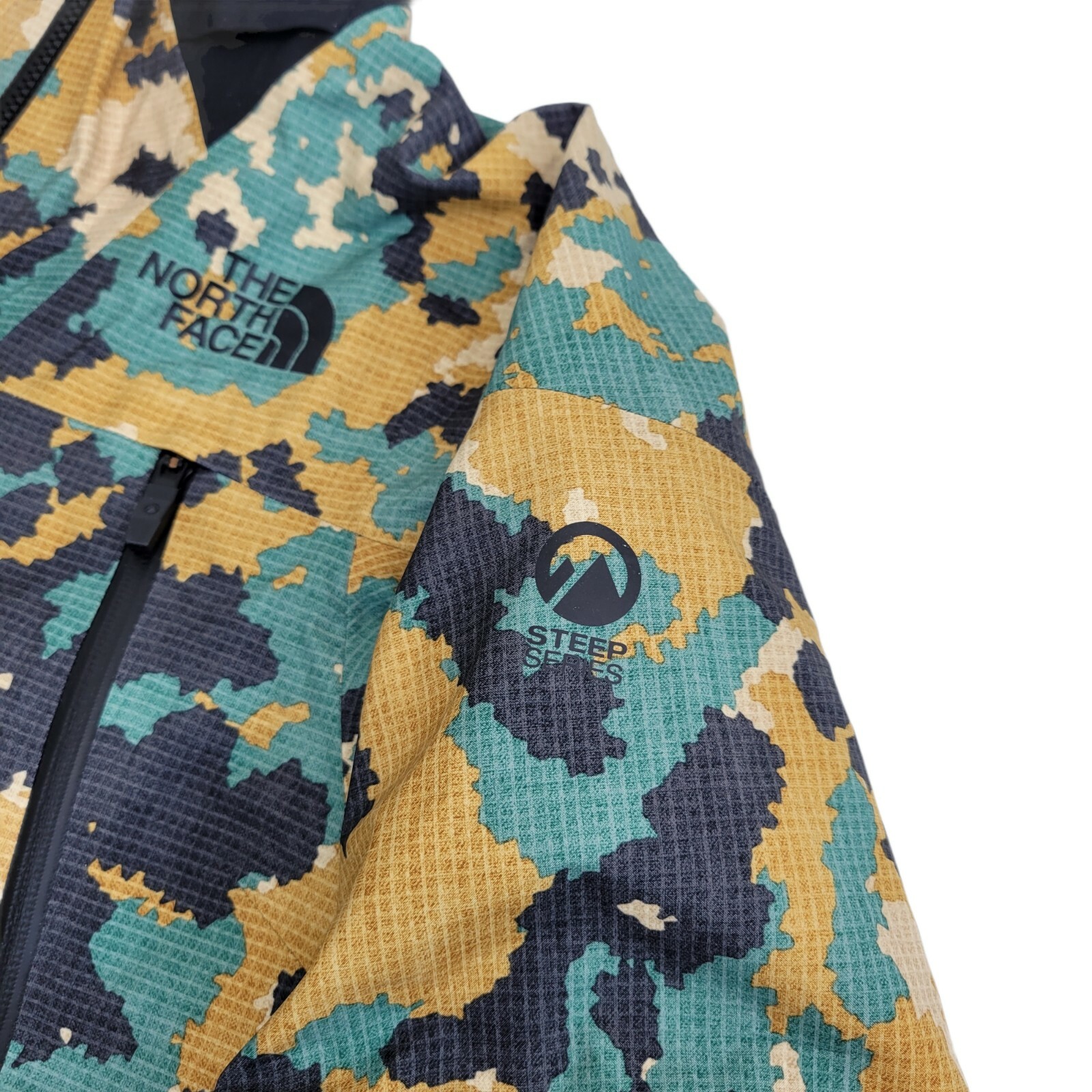 Pre-owned The North Face Womens Medium Futurelight Steep Series A-cad Jacket Digital Camo In Multicolor