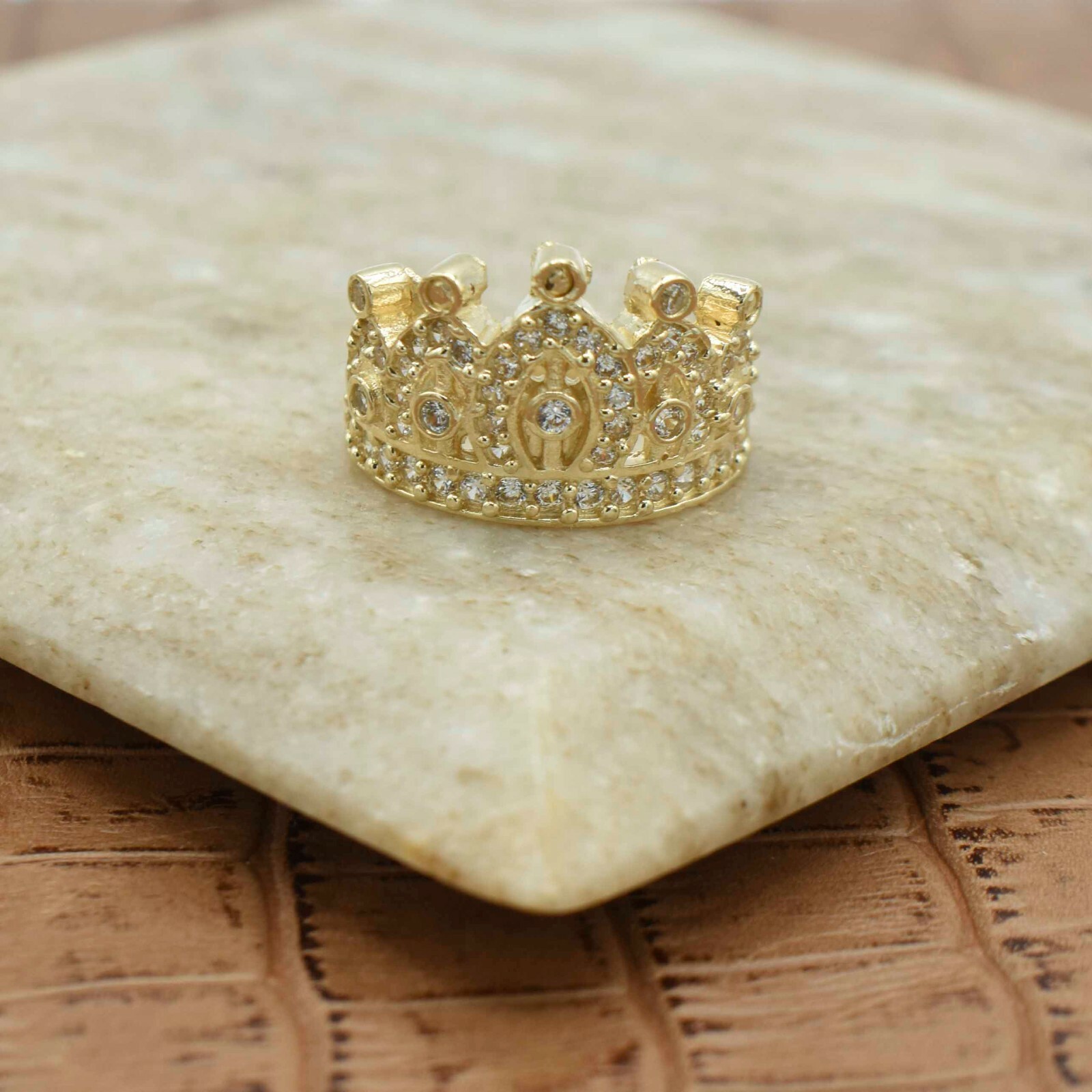 Pre-owned Bayam Cz Queen Crown Ring Real Solid 10k Yellow Gold Size 6.25