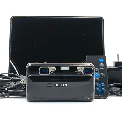 Fujifilm Finepix Real 3D W1 Real 3D V1 Compact Digital Camera From Japan