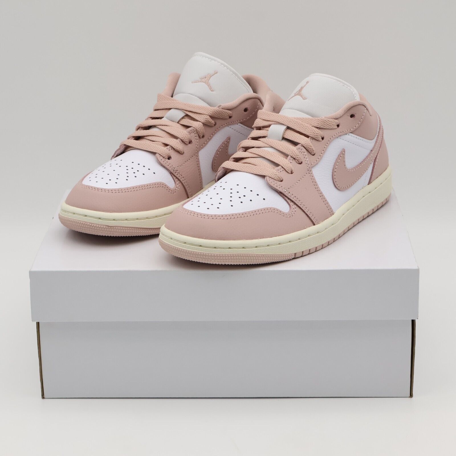 DC0774-162 Nike Women's Air Jordan 1 Low Pink Oxford DC0774-162 Nike Women's Air Jordan 1 Low Pink Oxford