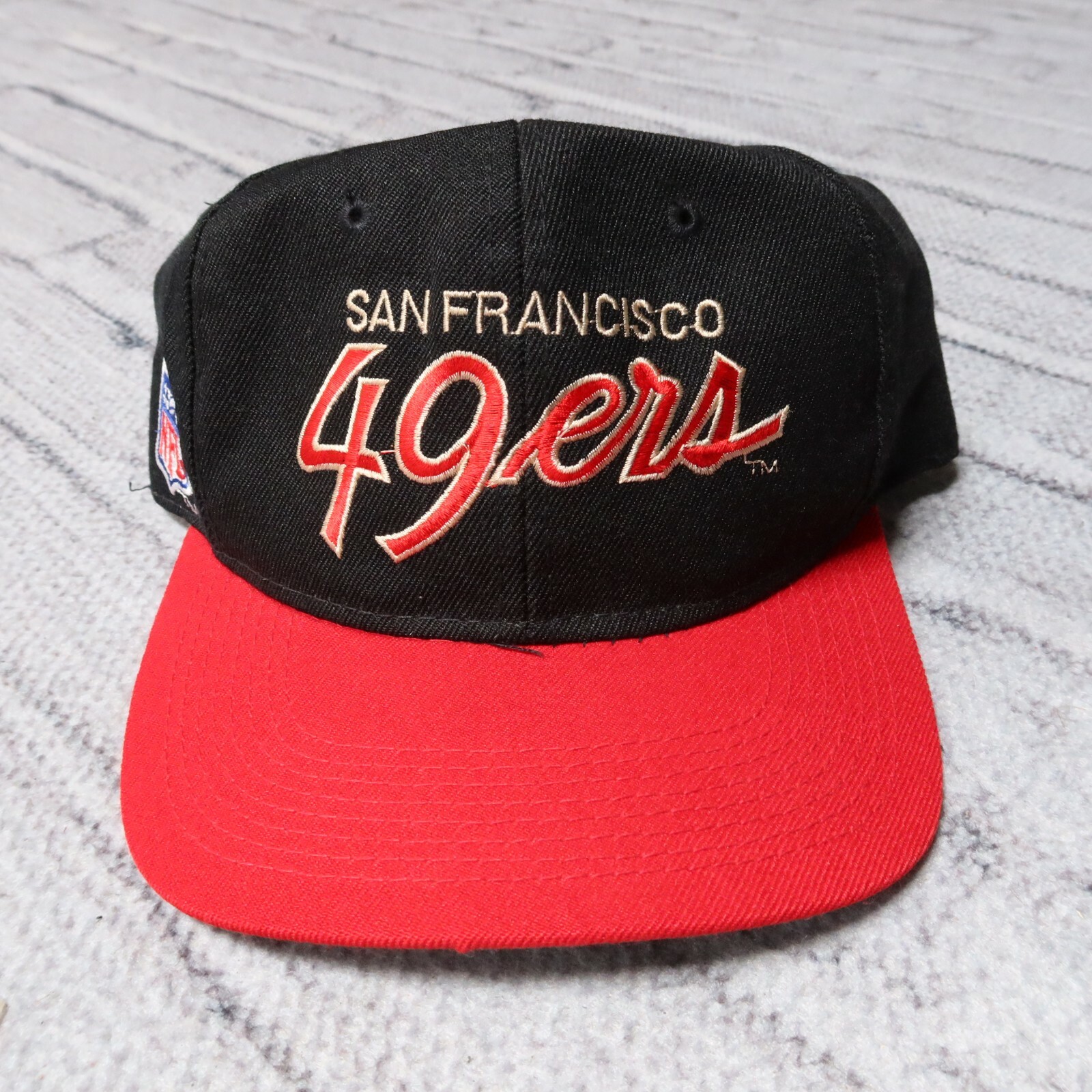 サンフランシスコ49ers 90s vintage cap Vintage 90s San Francisco 49ers Snapback Hat by Sports