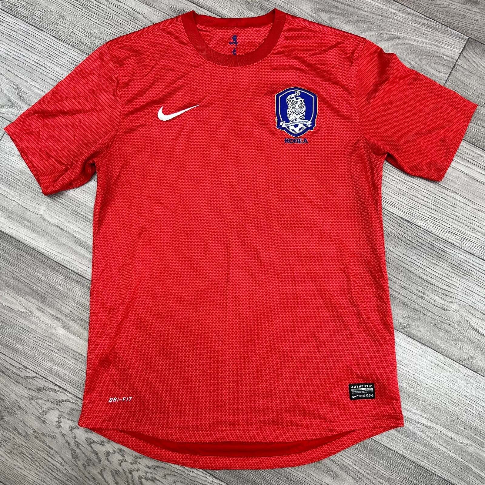 ウェア VINTAGE KOREA SOCCER SHIRT Classic Soccer Jersey: 2002 South Korea Retro Soccer Jersey