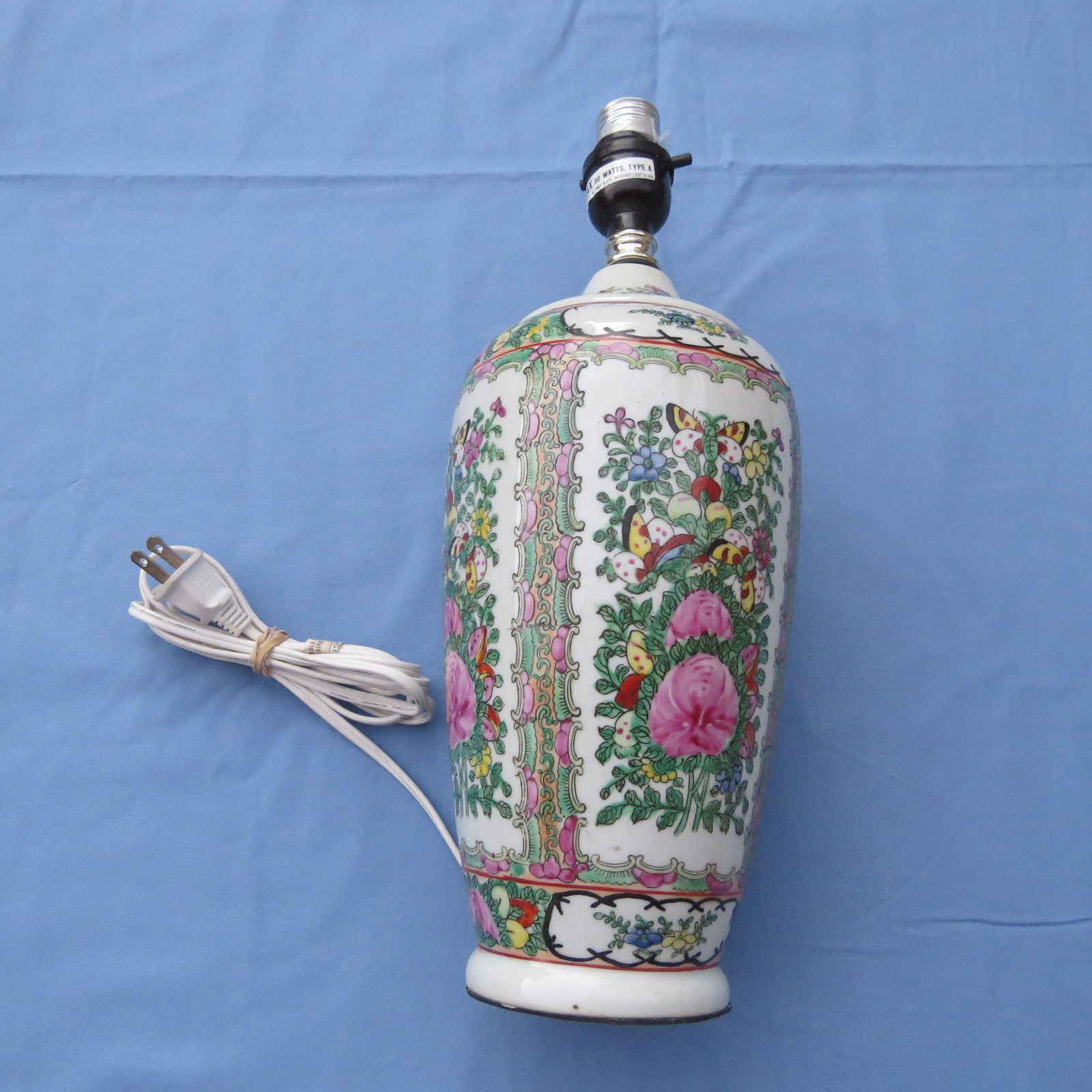 Antique Chinese Famille Rose Hand Painted Porcelain Vase Lamp 5x11