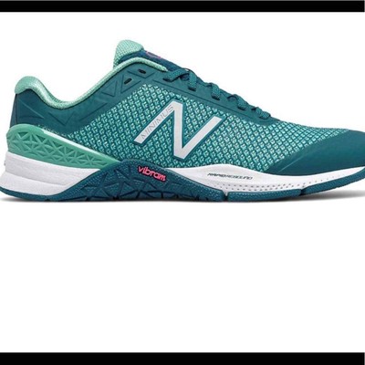 New Balance Women Minimus 40V1 Sneakers 