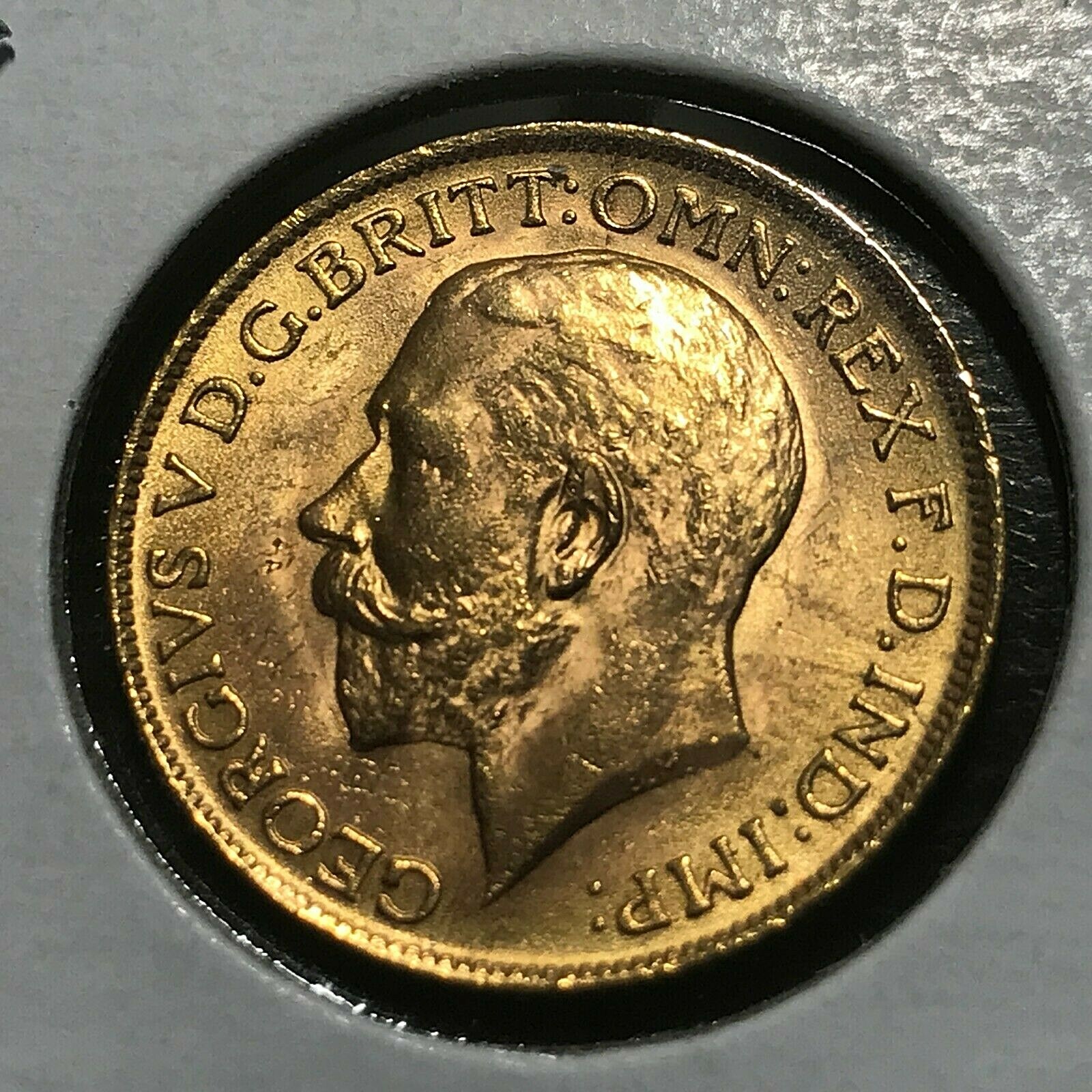 1911 GREAT BRITAIN GOLD SOVEREIGN .2354 AGW  BRILLIANT UNCIRCULATED COIN