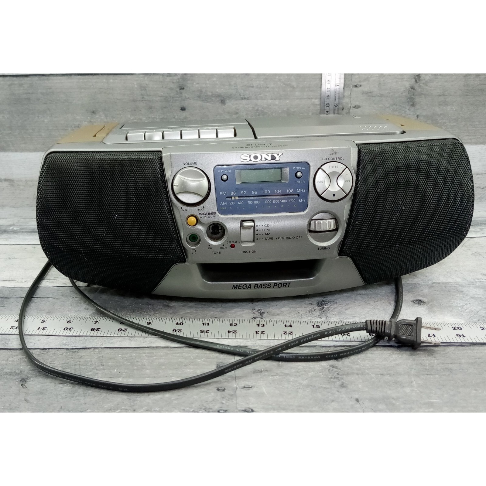 ラジオ・コンポ Victor CD-MD-CASSETTE RECEIVER VICTOR RC-M70 Stereo Radio Cassette Recorder - Old Boomboxes