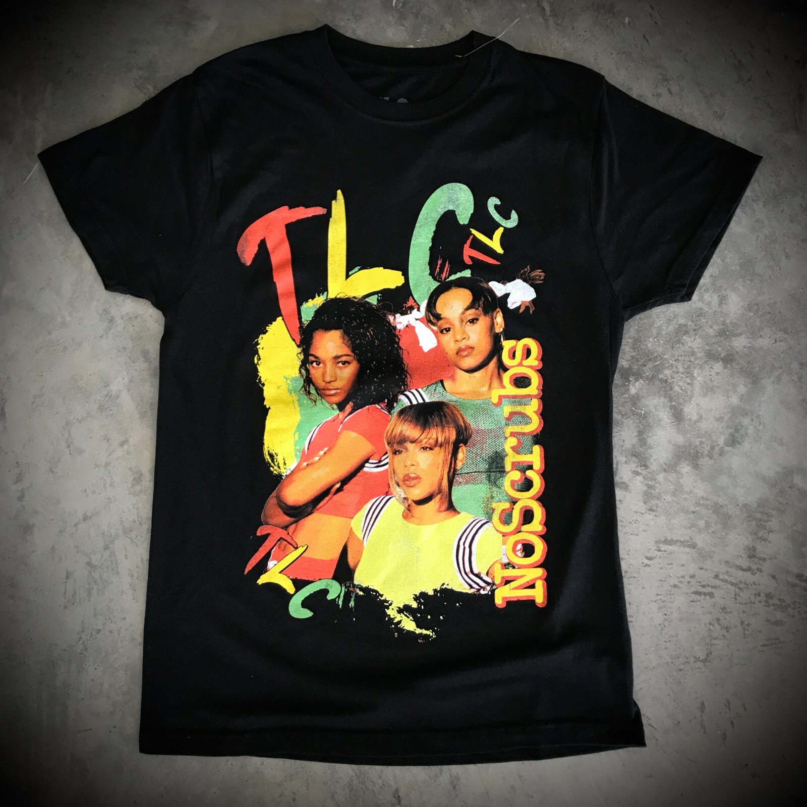 TLC ‘No Scrubs’ vintage rap tee/ bootleg Used TLC 'No Scrubs' Rap Tee XL Vintage 2000 Bootleg Faded