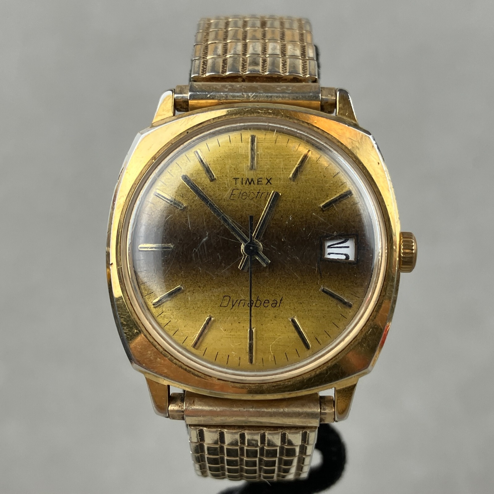 TIMEX Electric Dynabeat ゴールド タイメックス A202 TIMEX Electric Dynabeat ゴールド タイメックス A202