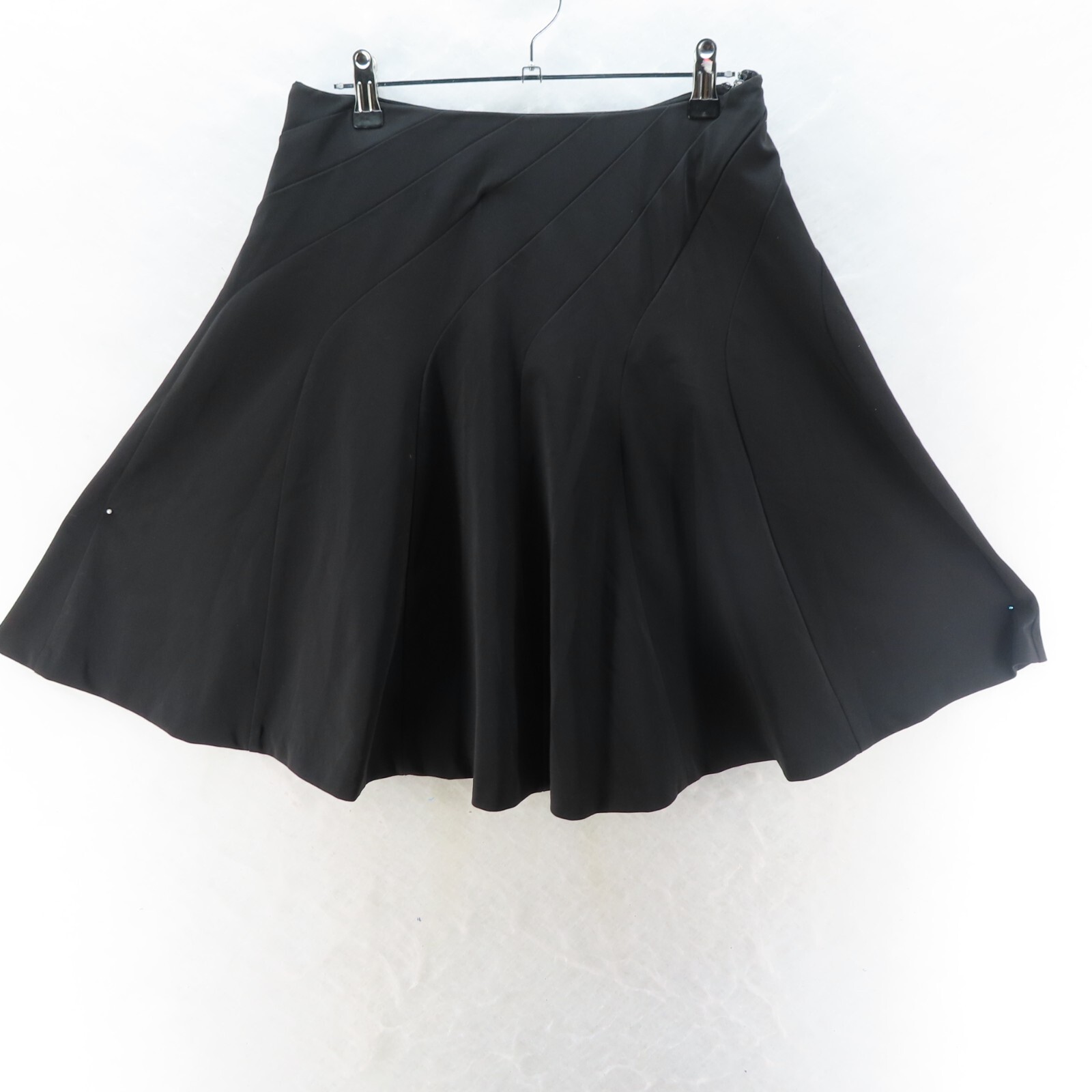 LAURA ASHLEY Womens Size 6 Black Short Skirt Zip Closure