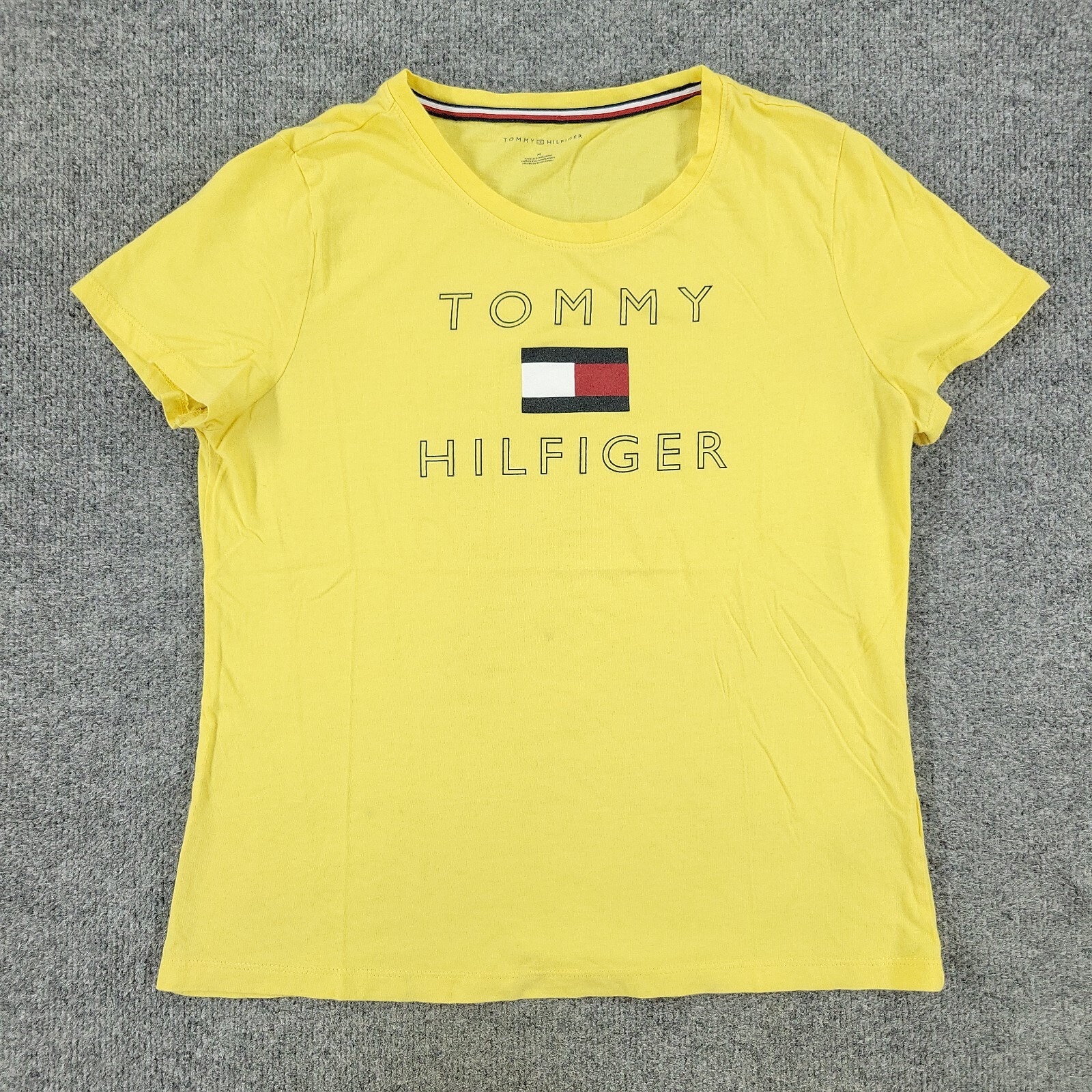 Tommy Hilfiger Shirt Women Medium Yellow Logo Graphic Tee